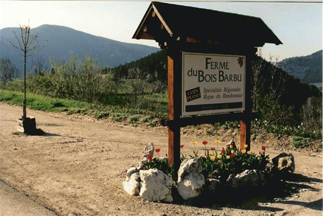 Отель La Ferme Du Bois Barbu Виллар-де-Ланс Экстерьер фото